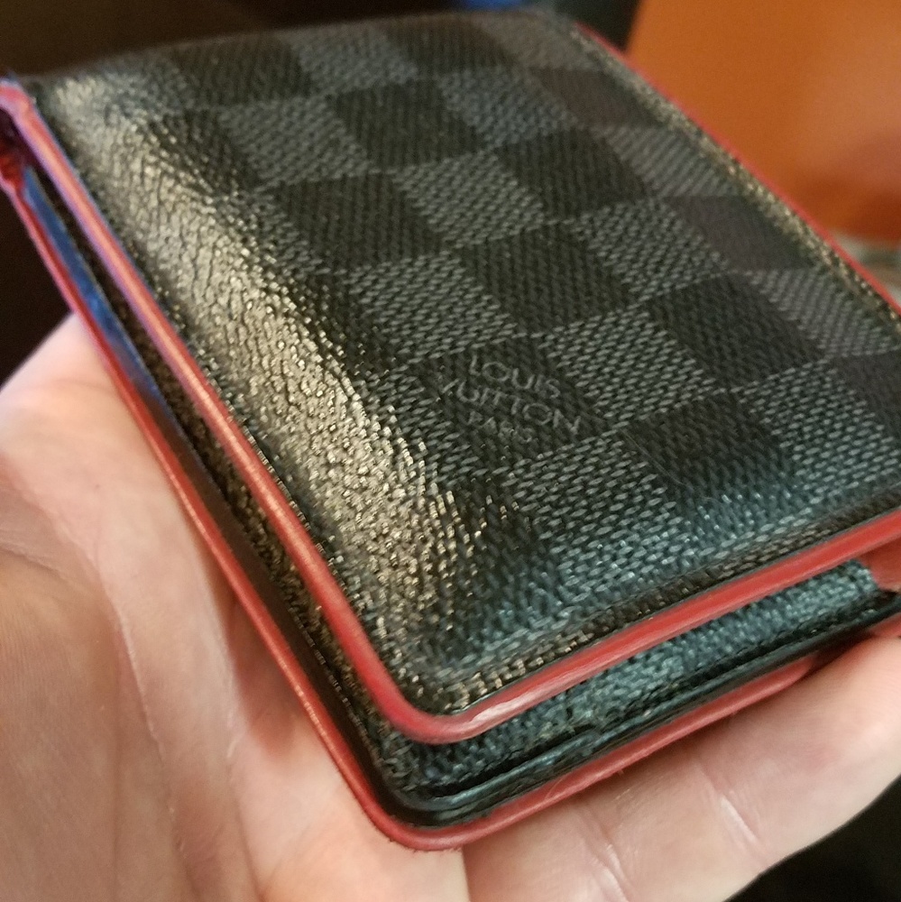 Louis Vuitton wallet damier graphite / red